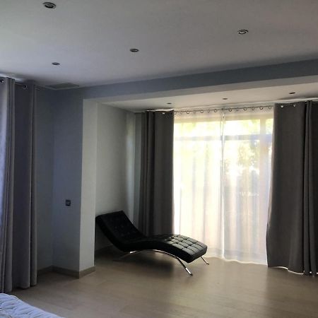 Villa With Heated Pool And Jacuzzi Close To Puerto Banus And Beach Estepona Exteriör bild