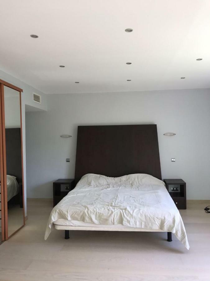 Villa With Heated Pool And Jacuzzi Close To Puerto Banus And Beach Estepona Exteriör bild
