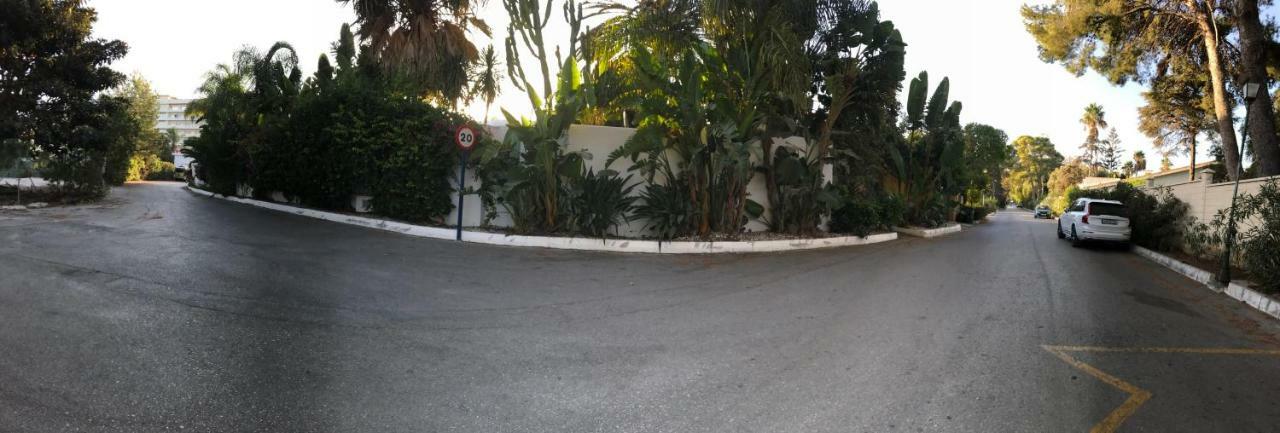 Villa With Heated Pool And Jacuzzi Close To Puerto Banus And Beach Estepona Exteriör bild