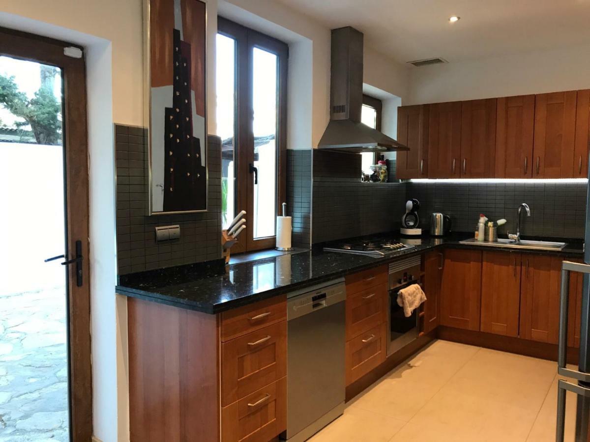Villa With Heated Pool And Jacuzzi Close To Puerto Banus And Beach Estepona Exteriör bild